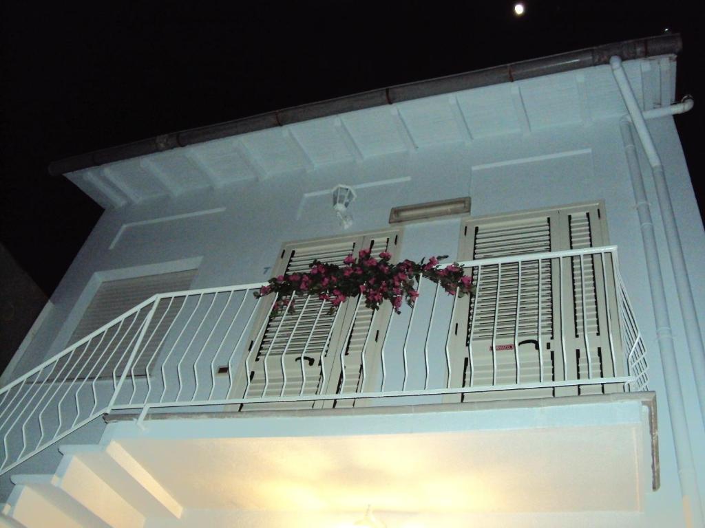 La Viareggina Hotel เวียเรจโจ ภายนอก รูปภาพ