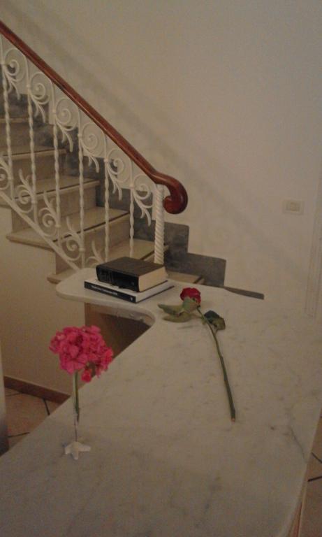 La Viareggina Hotel เวียเรจโจ ภายนอก รูปภาพ